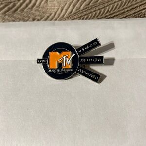 1990 M tv video music awards pin mint condition very collectible hard to find